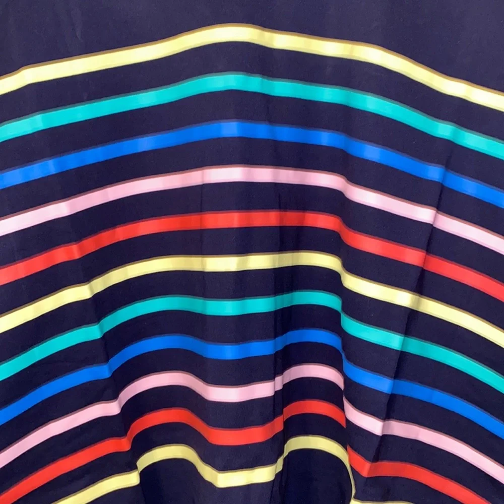 *Discontinued* Pomander Place OS Swing Sweatshirt Top - Picture 11 of 14